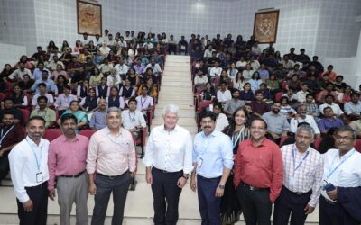 BMWs EV-Pionier Stefan Juraschek bringt auf dem Acsia Campus Connect aufstrebende Ingenieure aus Kerala zusammen